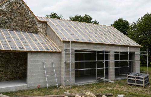 Construction de garages dans l'ouest lyonnais Travaux en cours