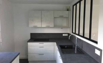 Installer une verrière dans une cuisine à Neuilly