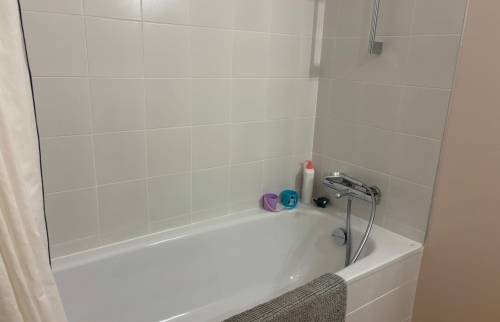 Baignoire carrelage peinture