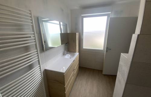 Salle de douche dans extension Saint-Nicolas