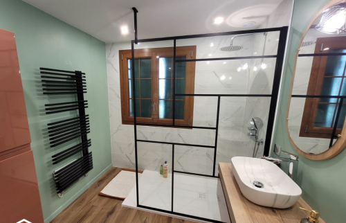 Rénovation salle de bain moderne