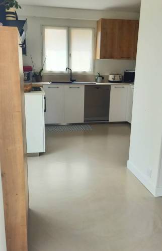 Un magnifique sol en béton ciré