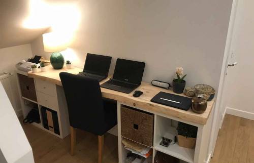 Idéal pour le télétravail un bureau sous les combles - La Maison des Travaux Paris 17