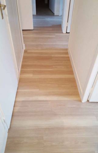 Remplacement de la moquette par un sol pvc imitation parquet