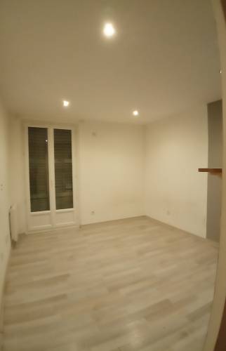 Studio rénové Aix-Les-Bains Avant (2)
