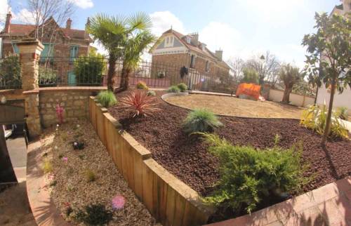 Aménagement d'un jardin à Alès La Maison Des Travaux d’Alès
