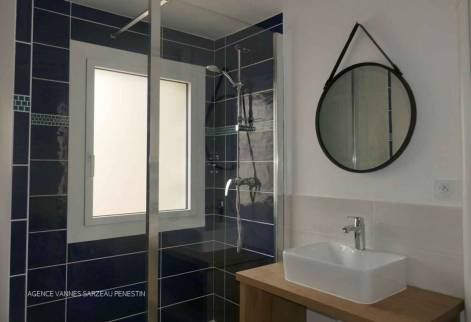 RENOVATION DE SALLE DE BAIN DANS APPARTEMENT A ARZON PAR LA MAISON DES TRAVAUX VANNES SARZEAU PENESTIN (56640)