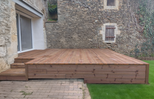 Terrasse en bois en haute savoie 