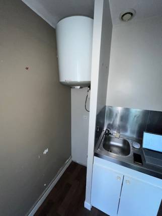 Cuisine et ballon ECS avant travaux de rénovation de maison - Nantes 44