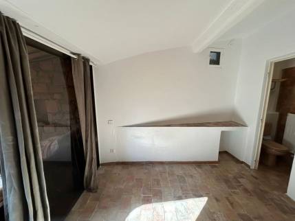 Rénovation murale 83