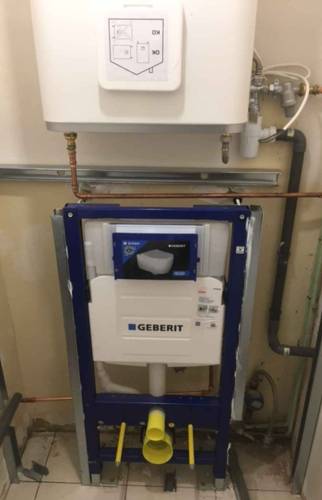 Installation d'un nouveau chauffe-eau et WC suspendu - Nantes 44000