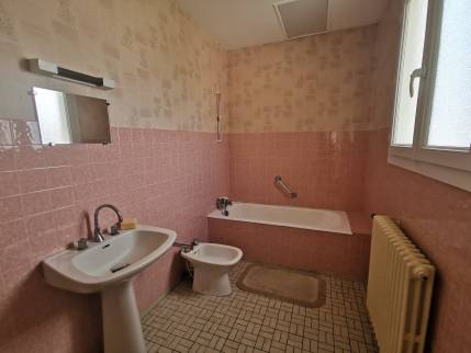 Salle de bain avant travaux de rénovation - Pornic 44210