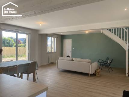 Espace salle à manger et salon rénovée Vannes Sarzeau Pénestin