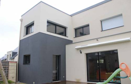 Surélévation terminée - architecte 44, maçon 44, plaquiste 44, peintre 44, carreleur 44, menuisier 44, charpentier 44, couvreur 44, plombier 44, électricien 44, paysagiste 44