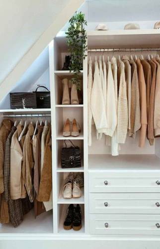 Dressing sous combles près Velux - Biarritz