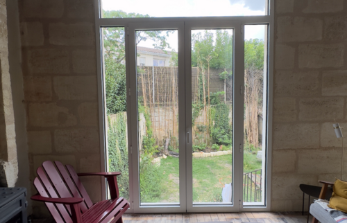 Rénovation d'une maison mitoyenne avec jardin dans Bordeaux Centre