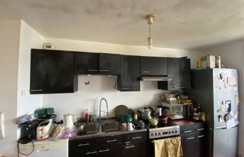 Cuisine avant rénovation par La Maison Des Travaux Bruz