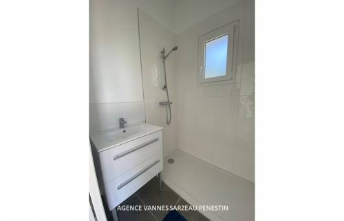 Création d'une salle de bain dans un pool house à Muzillac