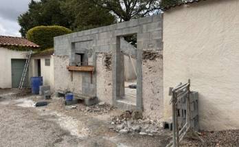 Rénovation & Surélévation partielle de la toiture – La Haie-Fouassière (44690)  Projet en cours