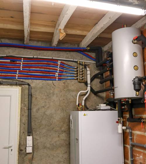 Installation d’une pompe à chaleur air-eau dans le cadre d’une rénovation complète à Toulouse