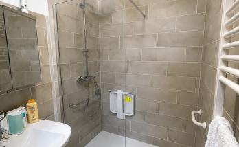 Rénovation d'une salle de bain à Saint-Étienne avec Ma PrimeAdapt' (42100)