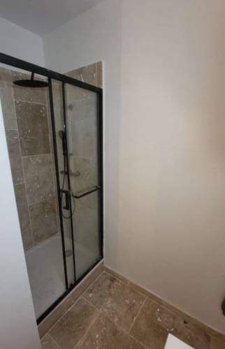Douche extra plate rénovation salle de bain