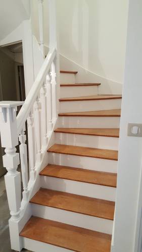 Escalier après rénovation vue du RDC