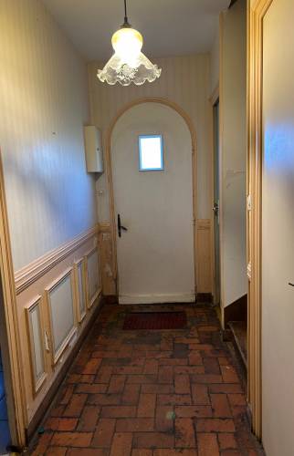 Porte intérieure avant travaux - Maison à rénover