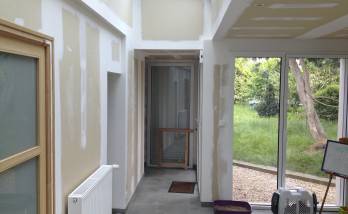 Rénovation murale dans une maison