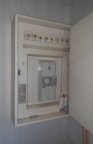 Compteur électrique avant rénovation maison - Installation à mettre aux normes