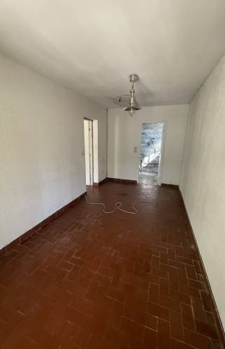 Chambre avant chantier de transformation en cuisine moderne