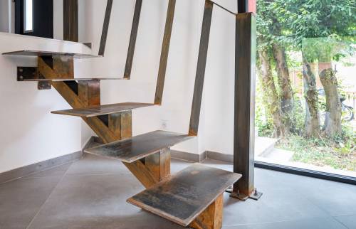 Escalier métallique