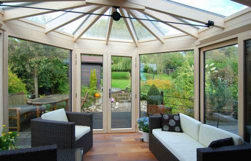 La véranda toute vitrée