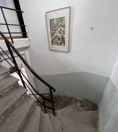 Rénovation murs et plafond escalier
