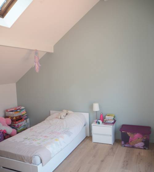 une chambre sous combles à Montrouge (92120)