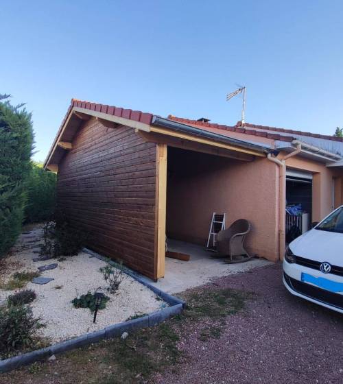 Création d’un carport en bois à Savigneux 