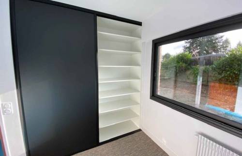 Aménagement d'un dressing sur-mesure à Deauville