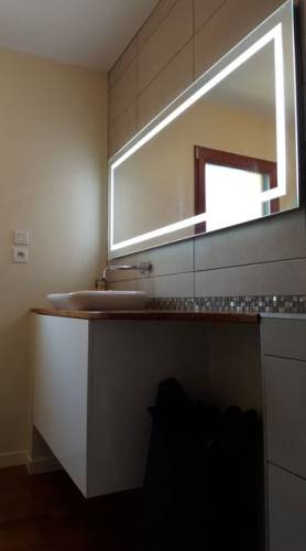 meuble-vasque-miroir-retroeclaire-salle-bain-le-creusot