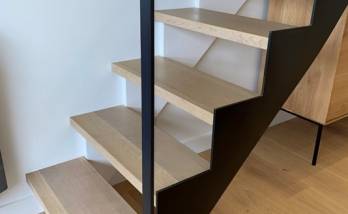 Rénovation d'un escalier en bois /métal dans le Golfe du Morbihan