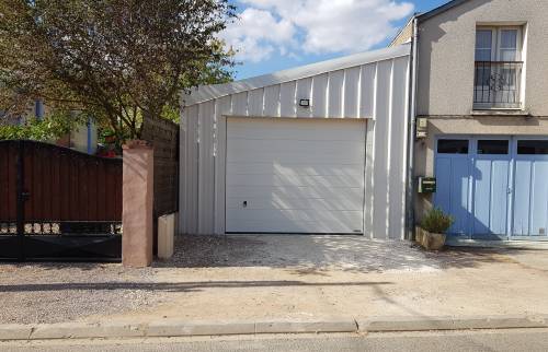 Façade du garage