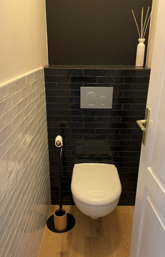 Rénovation intérieure d'une maison à Geneston - pose WC suspendus