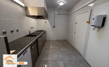 Cuisine professionnelle design, Matériaux durables cuisine, Carrelage antidérapant Albertville, Modernisation cuisine restaurant