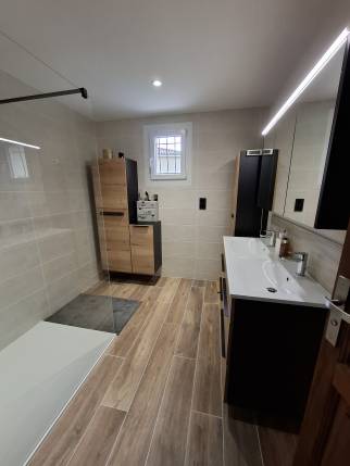 Salle de bain rénovée - Tramoyes 01390