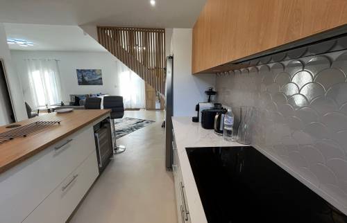 Cuisine carrelage béton ciré