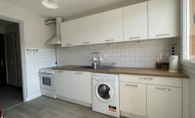 Une cuisine pratique et lumineuse