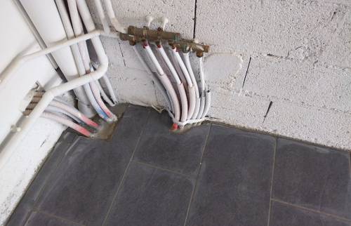 installation carrelage dans un garage à côté de perpignan