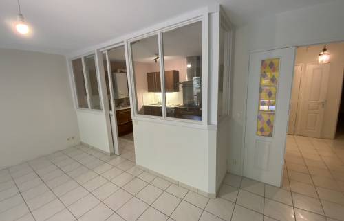 Cuisine cloisonnée La Maison Des Travaux Ales