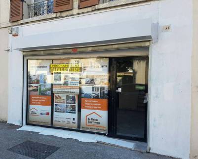 Devanture avant travaux agence La Maison Des Travaux de Brie-Comte-Robert 77170