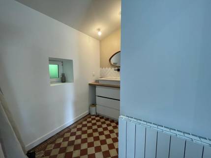 Salle de bain ouverte sur la chambre - Cholet 49