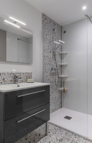 Création d'une salle de bain terrazzo à Nantes